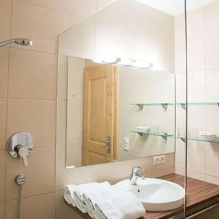 Schoenangerhof 蒂罗尔-泽费尔德