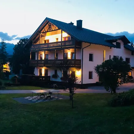 Schoenangerhof Apartment